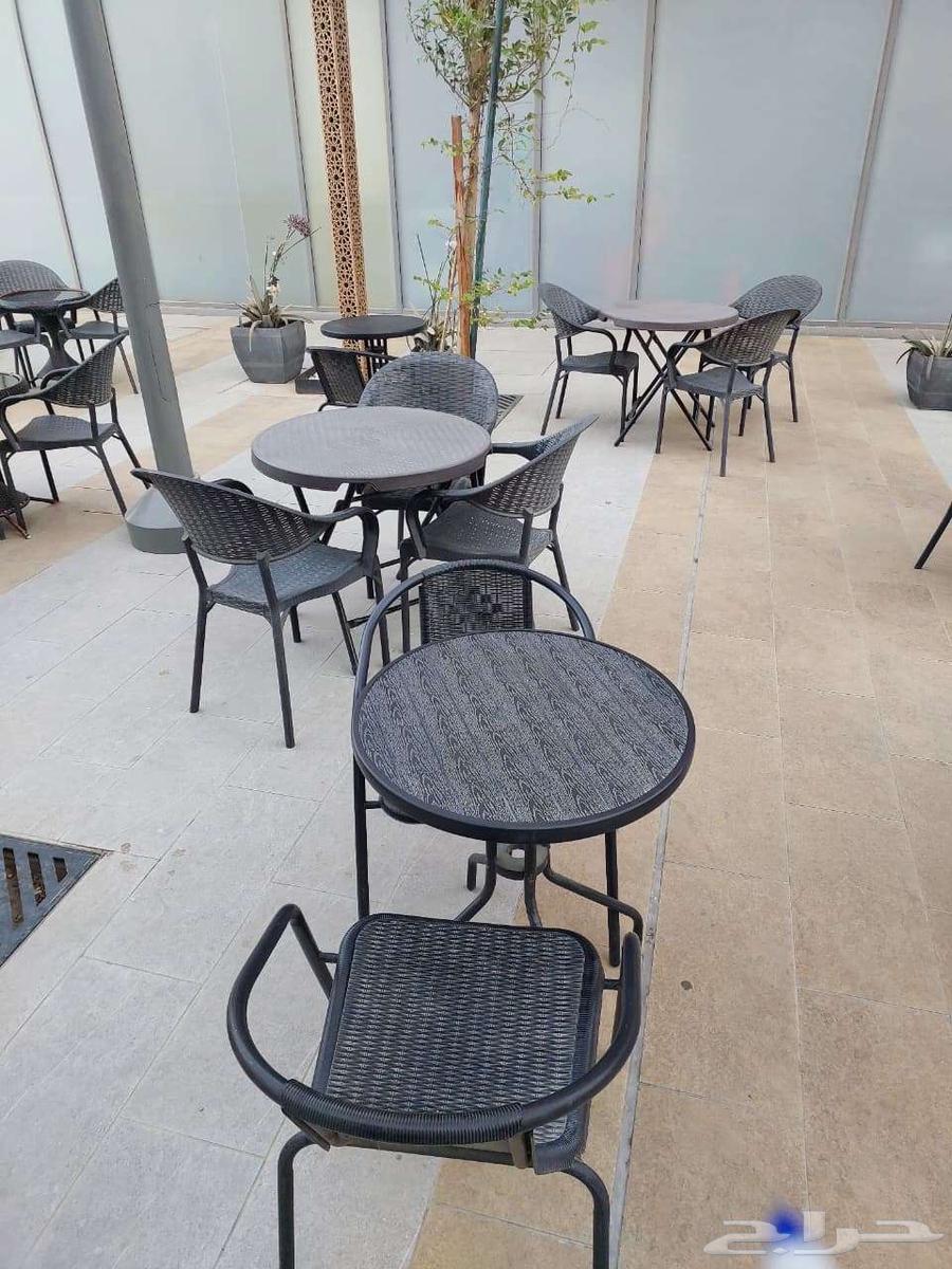 كراسي وطاولات مقهى للبيع64677997387907112