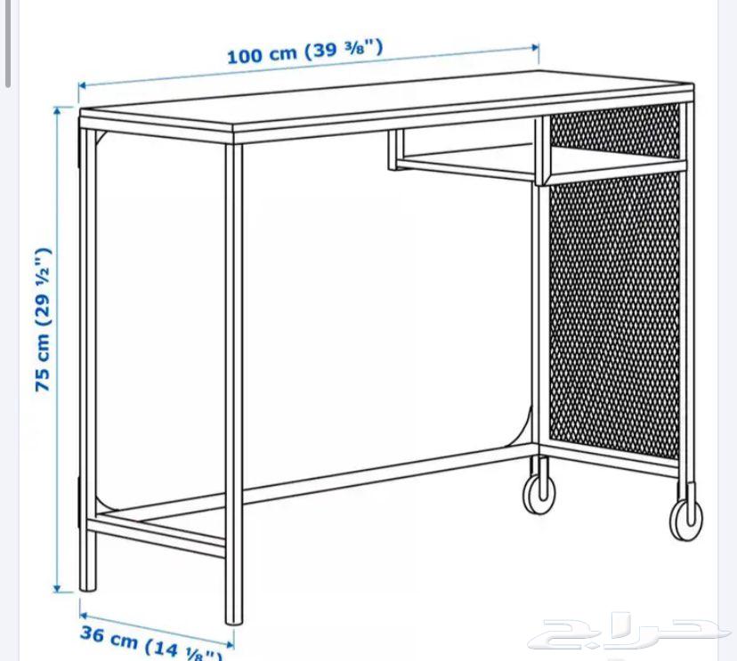 طاوله مكتبيه خشبيه نظيفه64613863567362113