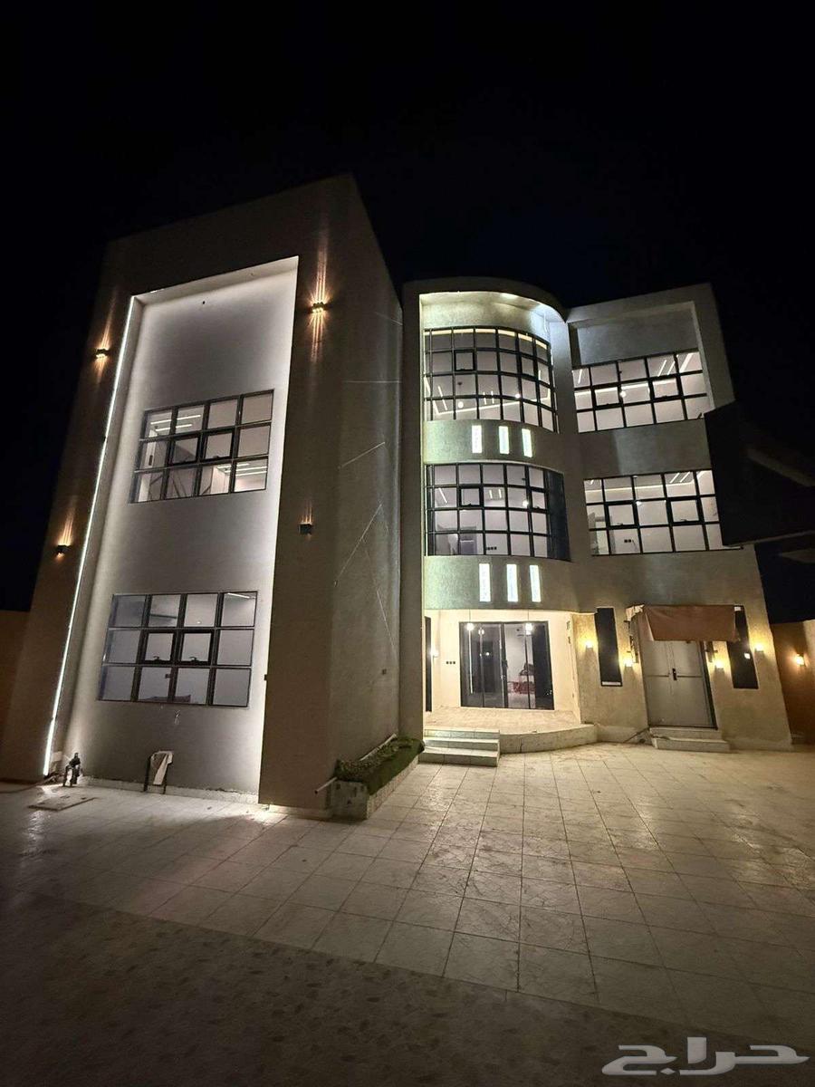 فيلا للإيجار