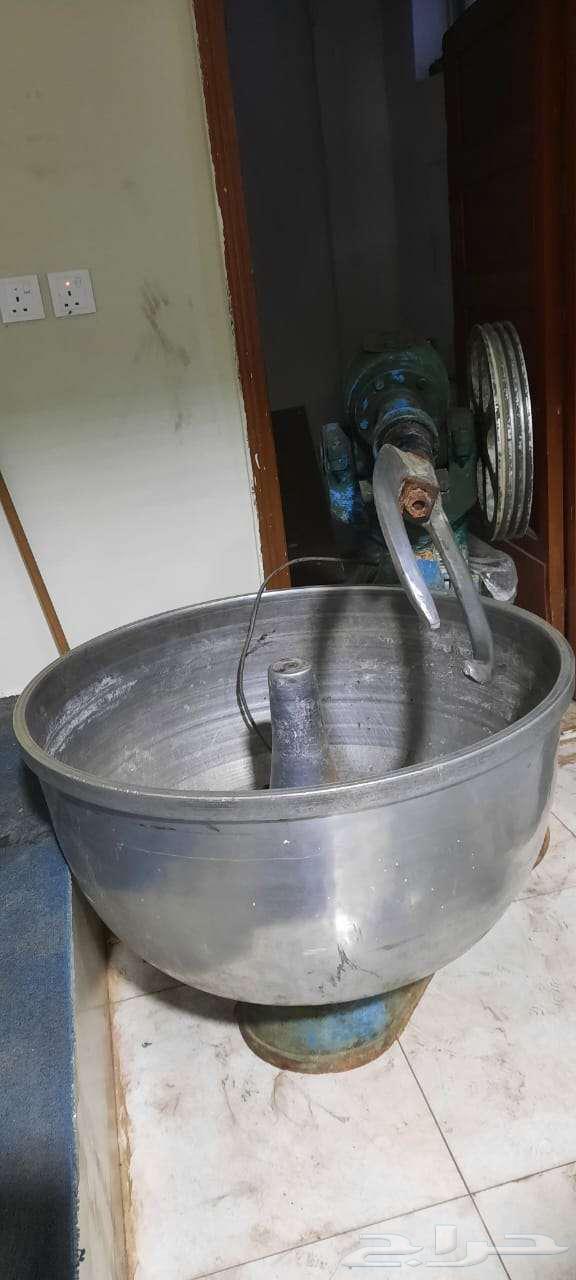 اغراض بوفيه عجانة 100 كيلو للبيع اغراض محل تميس للبيع64489600744449110