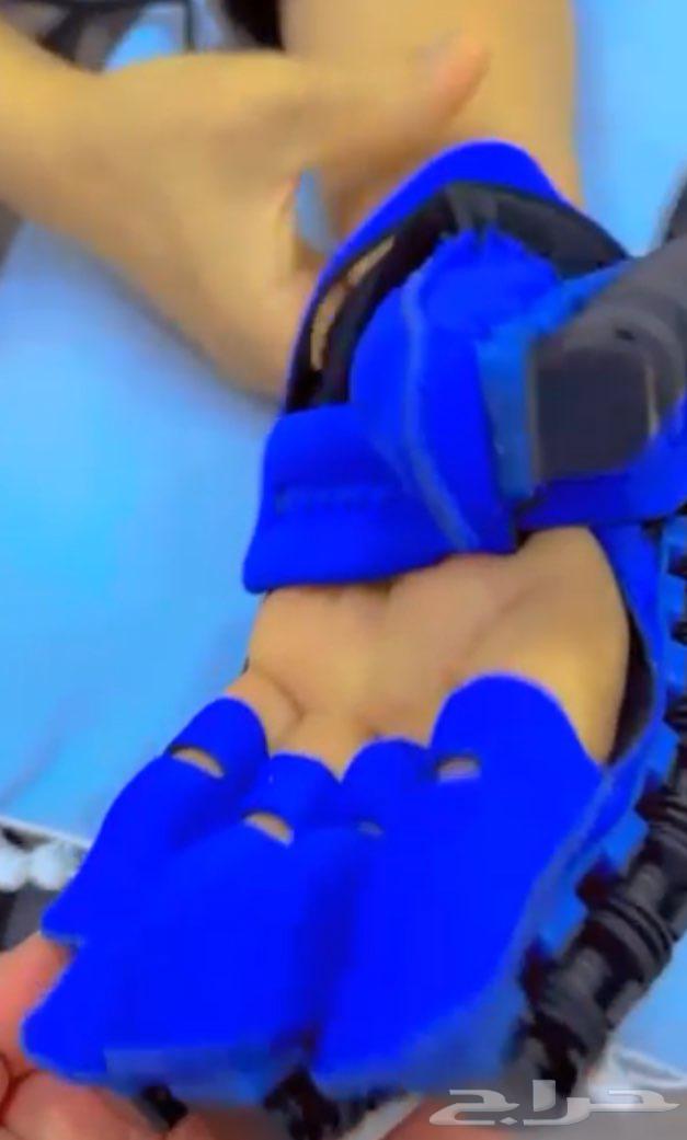 Hand Training Device64679273875969110