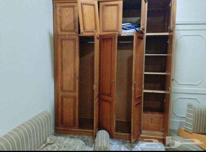 دولاب وطاولة طعام64682611850243111