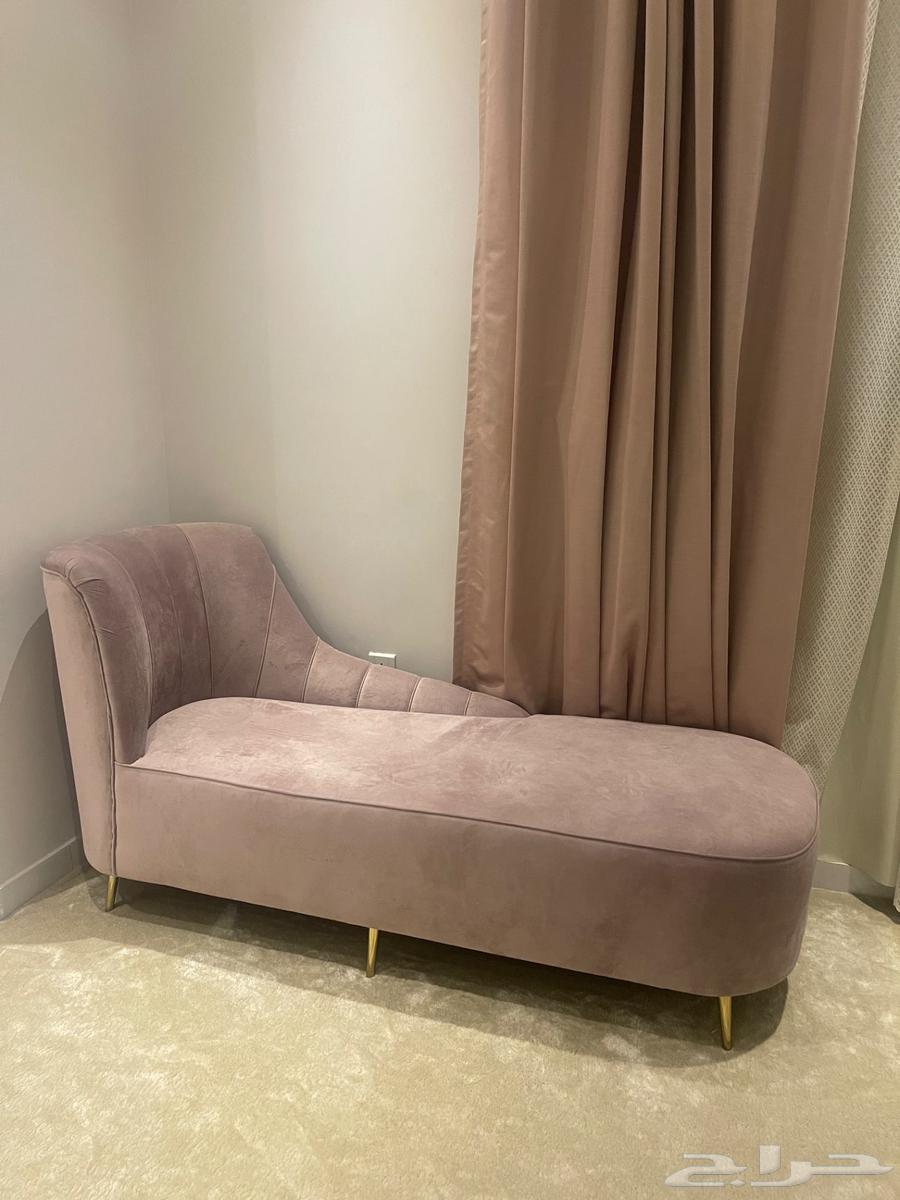 Luxurious Relaxation Sofa in Calming Color64678639436418110