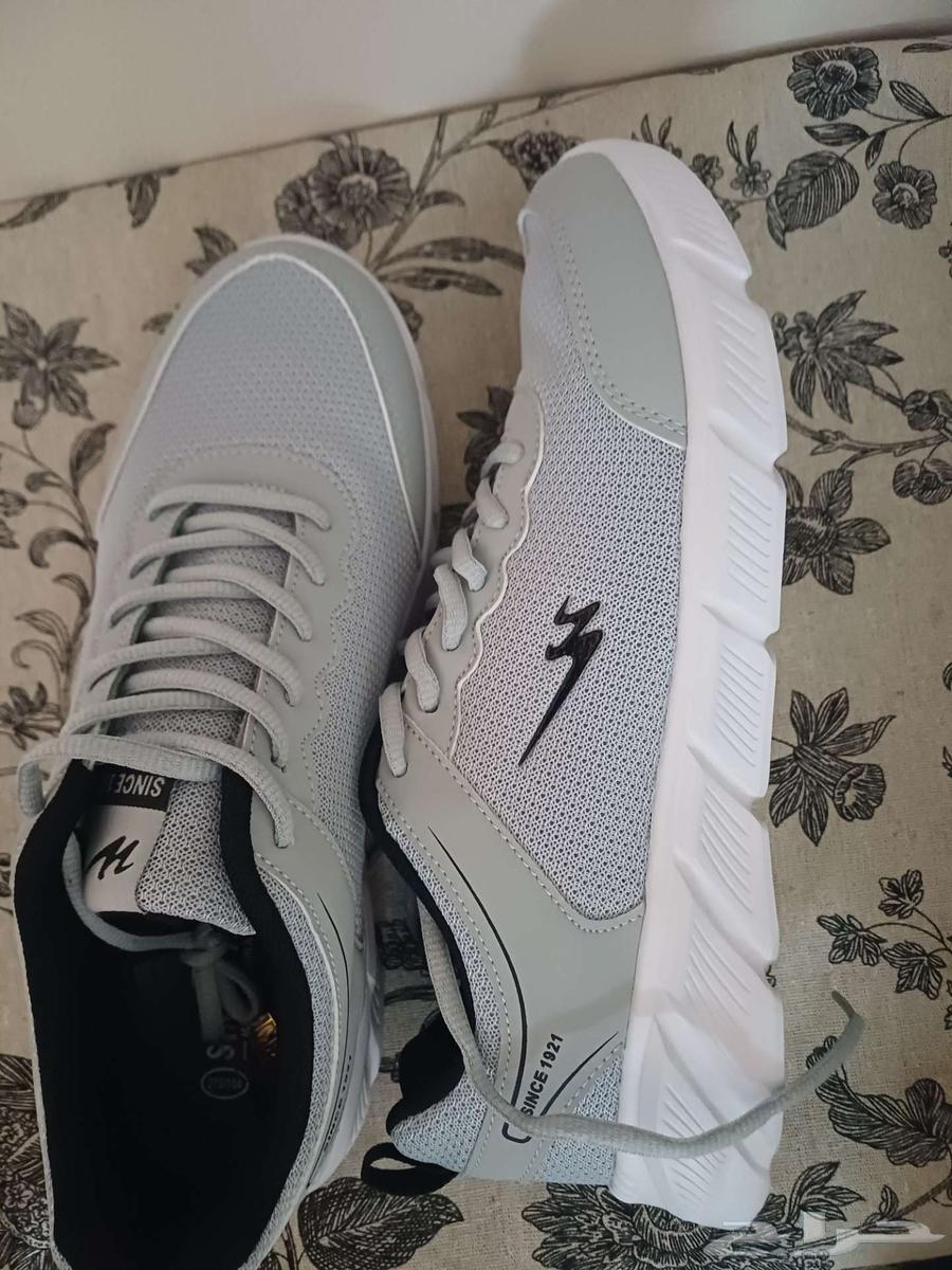 حذاء رياضي64679099299714112