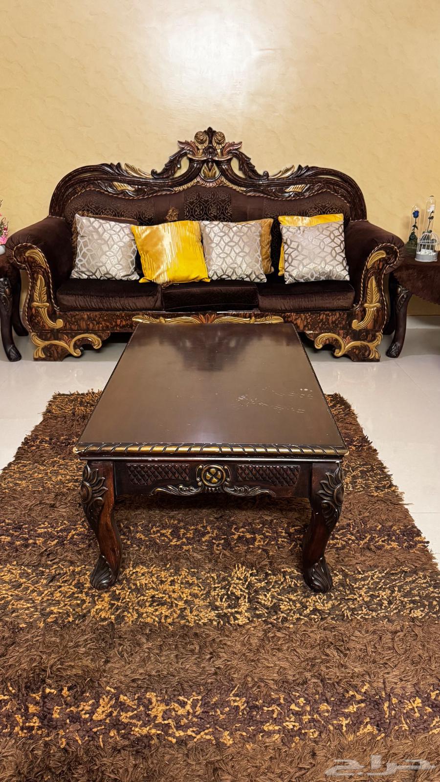 Sofa Set for Sale with TV – Highest Bid Accepted, Sofa in Excellent Condition64680874031362114