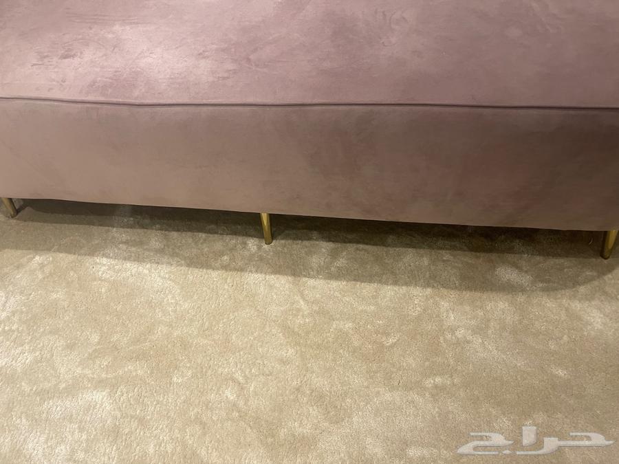 Luxurious Relaxation Sofa in Calming Color64678639436418112