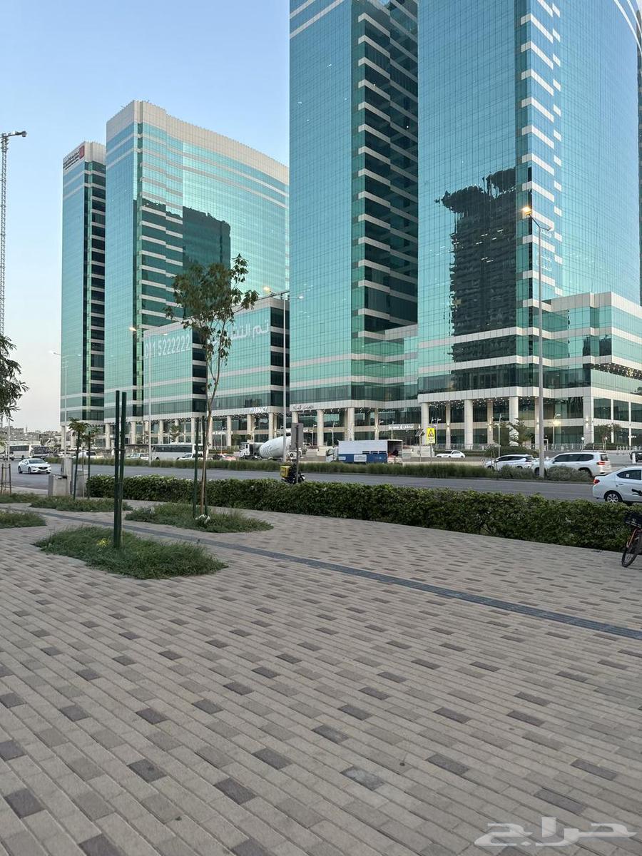 إدارة املاك و تركيب واجهات زجاجية64172900268546110