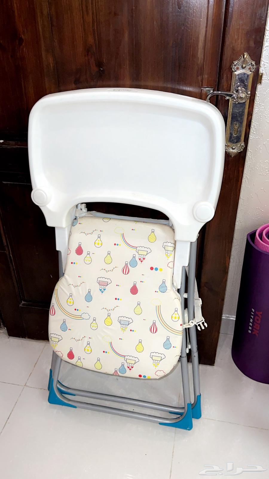 كرسي طعام من سنتر بوينت64609982852611112