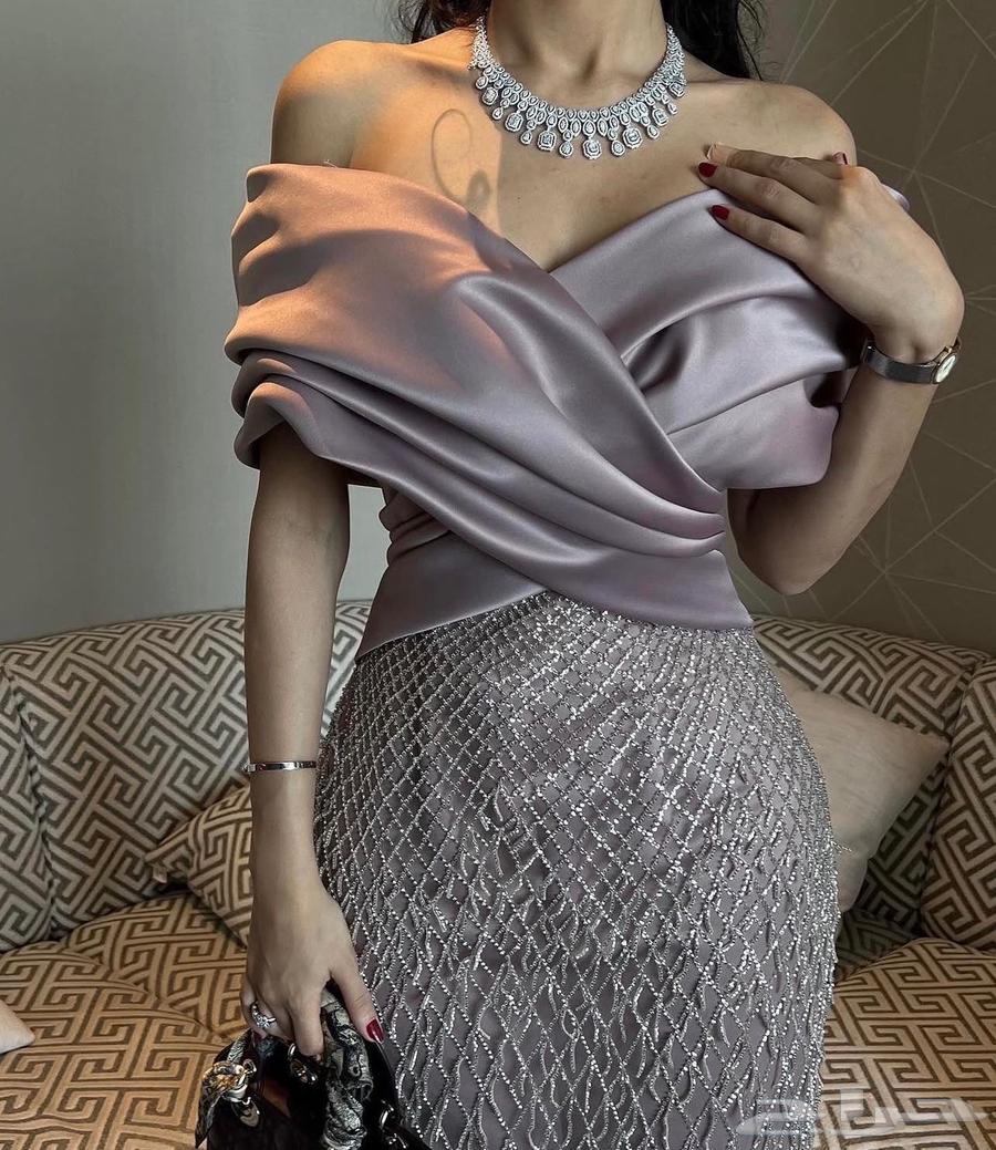 فستان للبيع64444352016129110