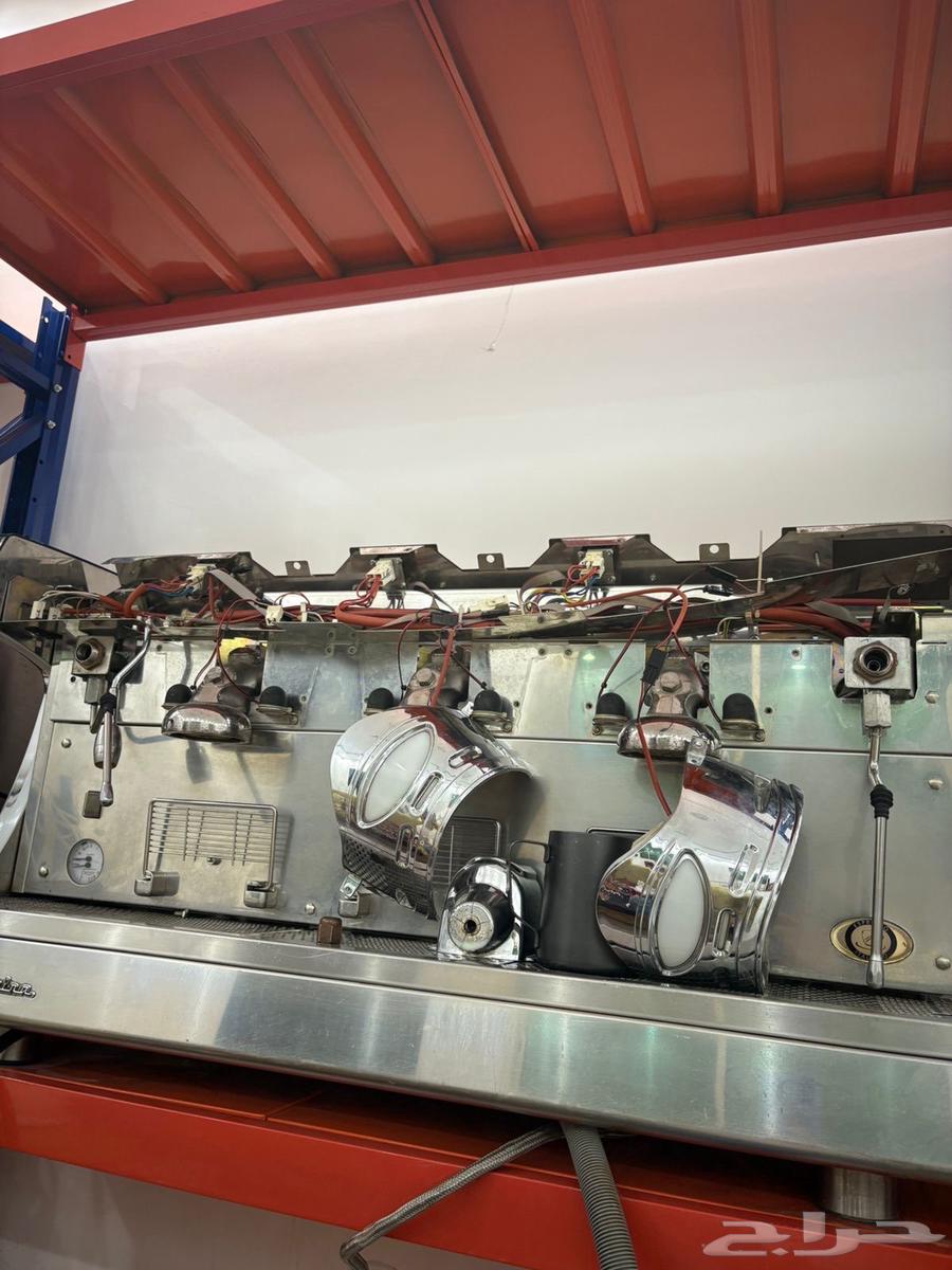 صيانة معدات القهوة64180497004034112