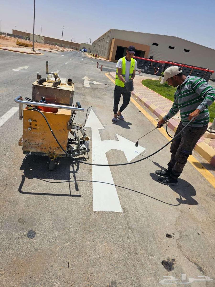 تخطيط ودهانات الطرق64181107792386114