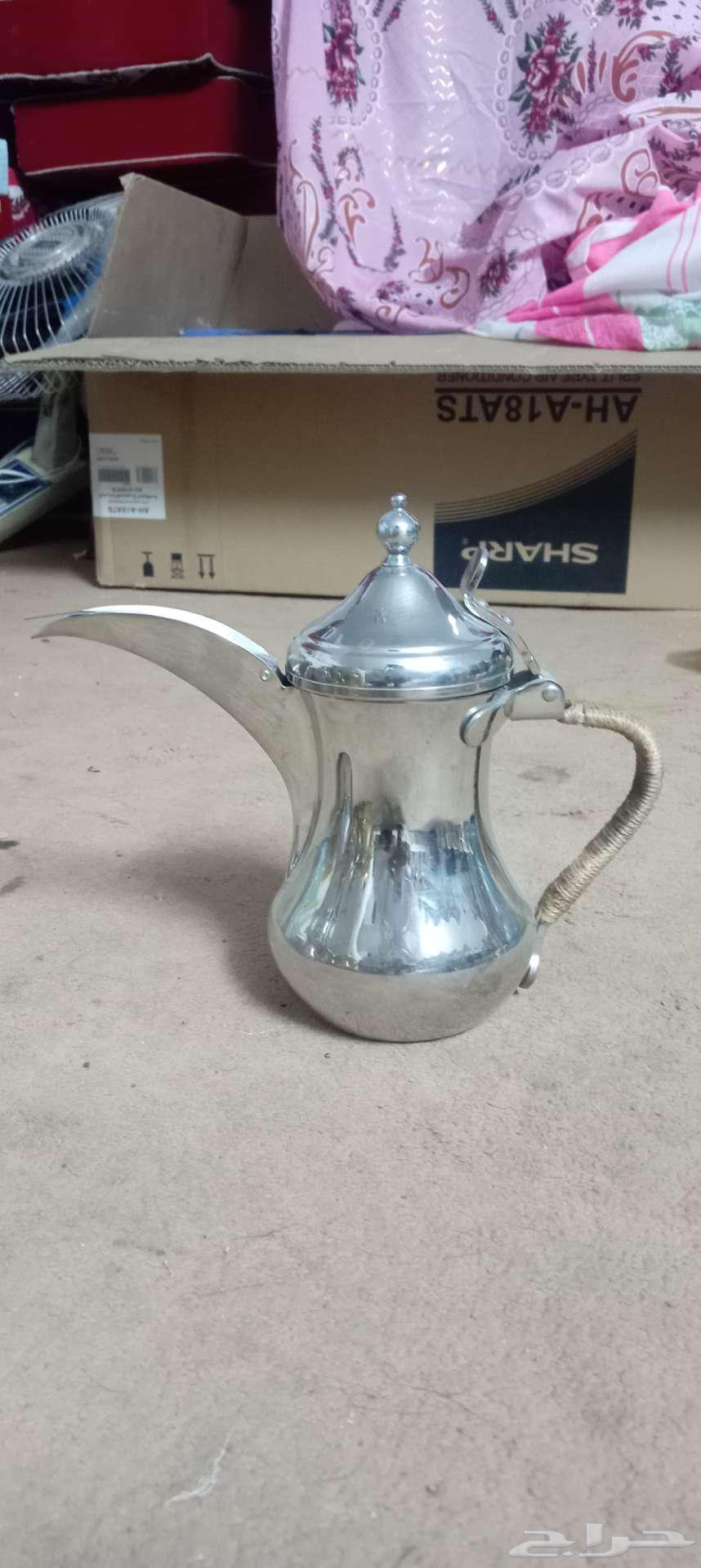 دلال قديمة للبيع64474043847427111