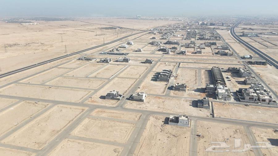 مصور درون مزادات عقارات سيارات زواجات64427636596995110