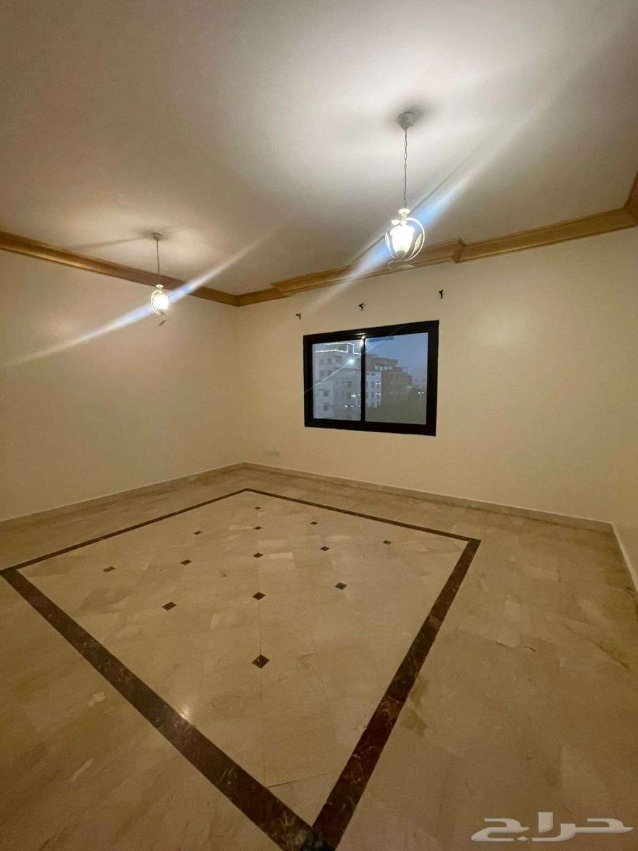شقة غير مفروشة للإيجار السنوي في جدة حي السلامة شارع صاري64155116417281112