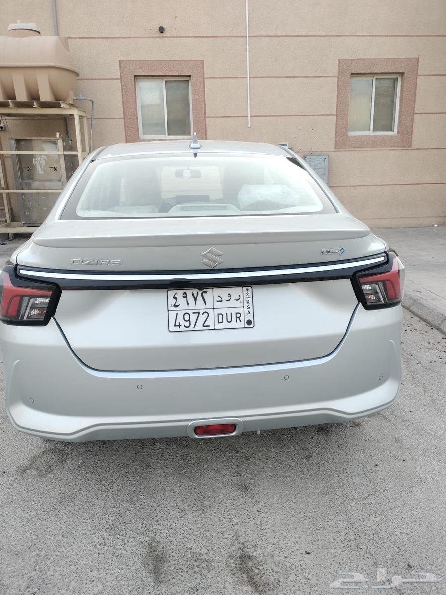 Professional delivery driver64190069923202112