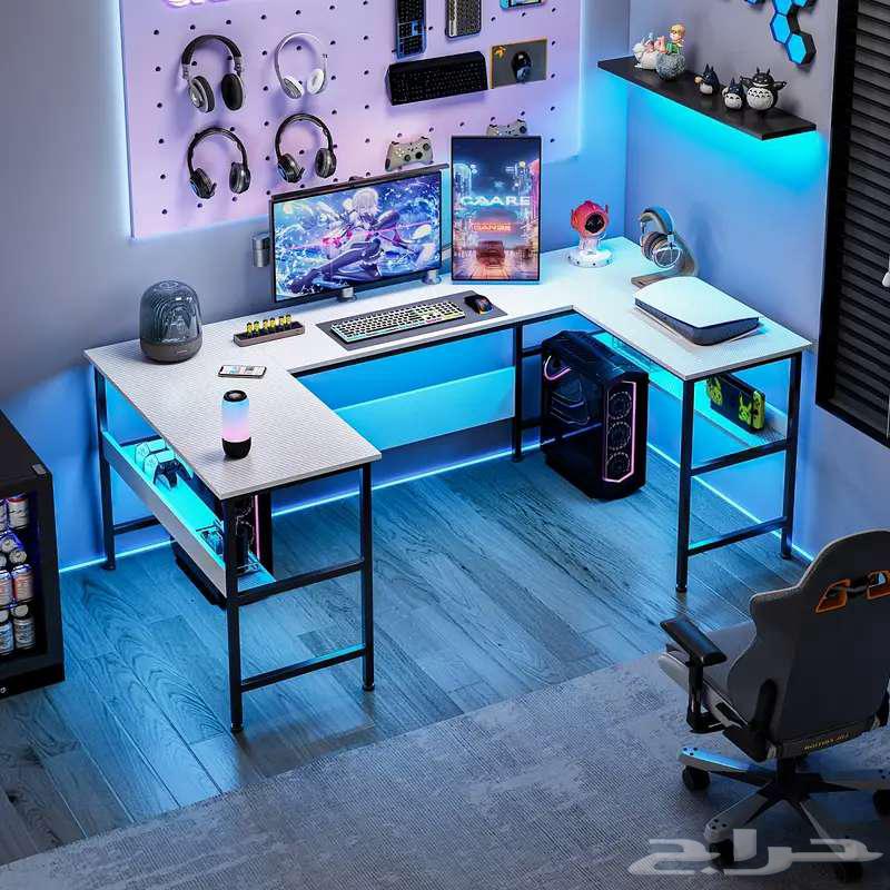 طاولة قيمنق 289 بسعر خرافي حرف U64578605674371110