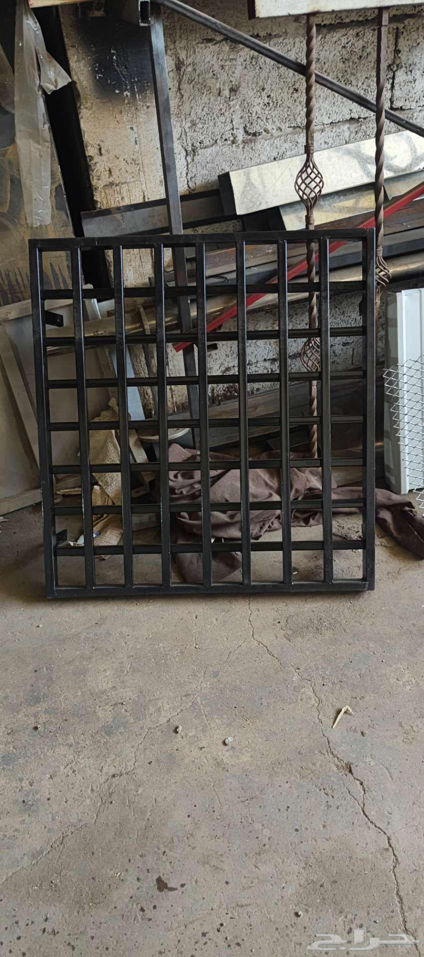 باب حديد شبابيك درابزين حديد شبابيك المينيوم واستيل دربزين64193826056193110