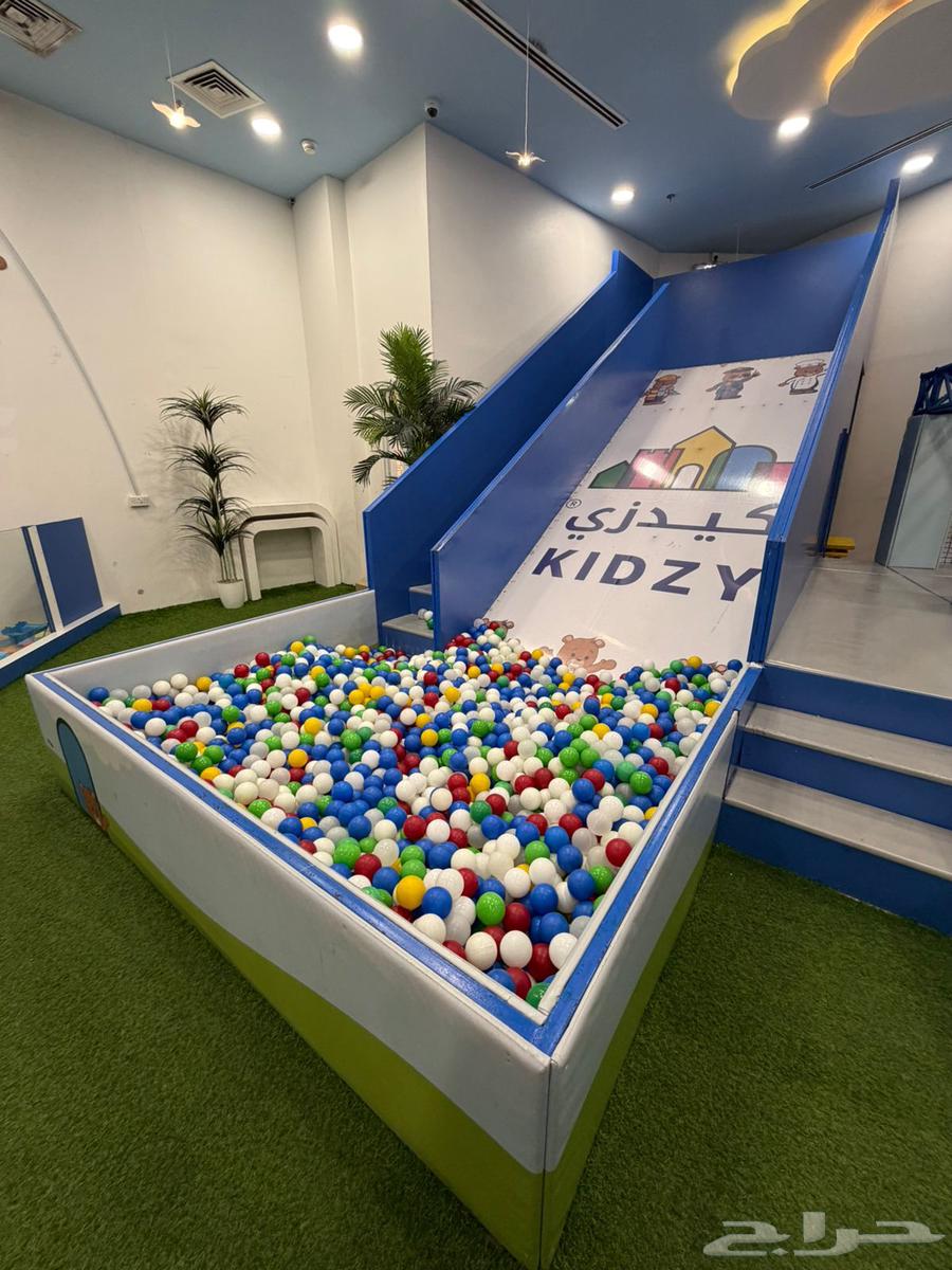 محل ترفيه أطفال جاهز للتنازل 80الف فقط64158149521794110