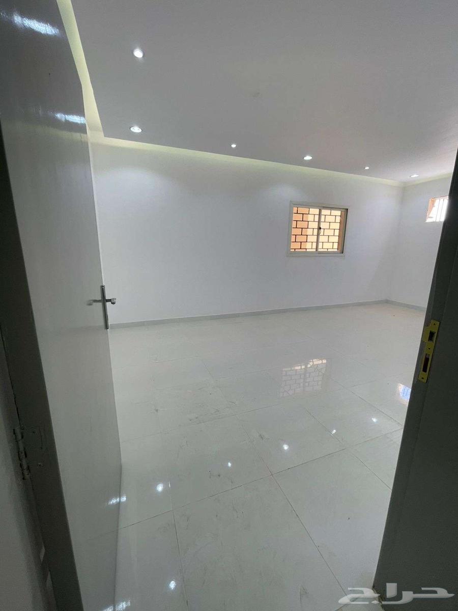 فله دورين معزولات بحي الخزامى64158363486337114