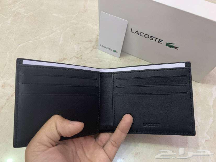 محفظة لاكوست LACOSTE مع ميدالية اصلية جديدة64426725307137113