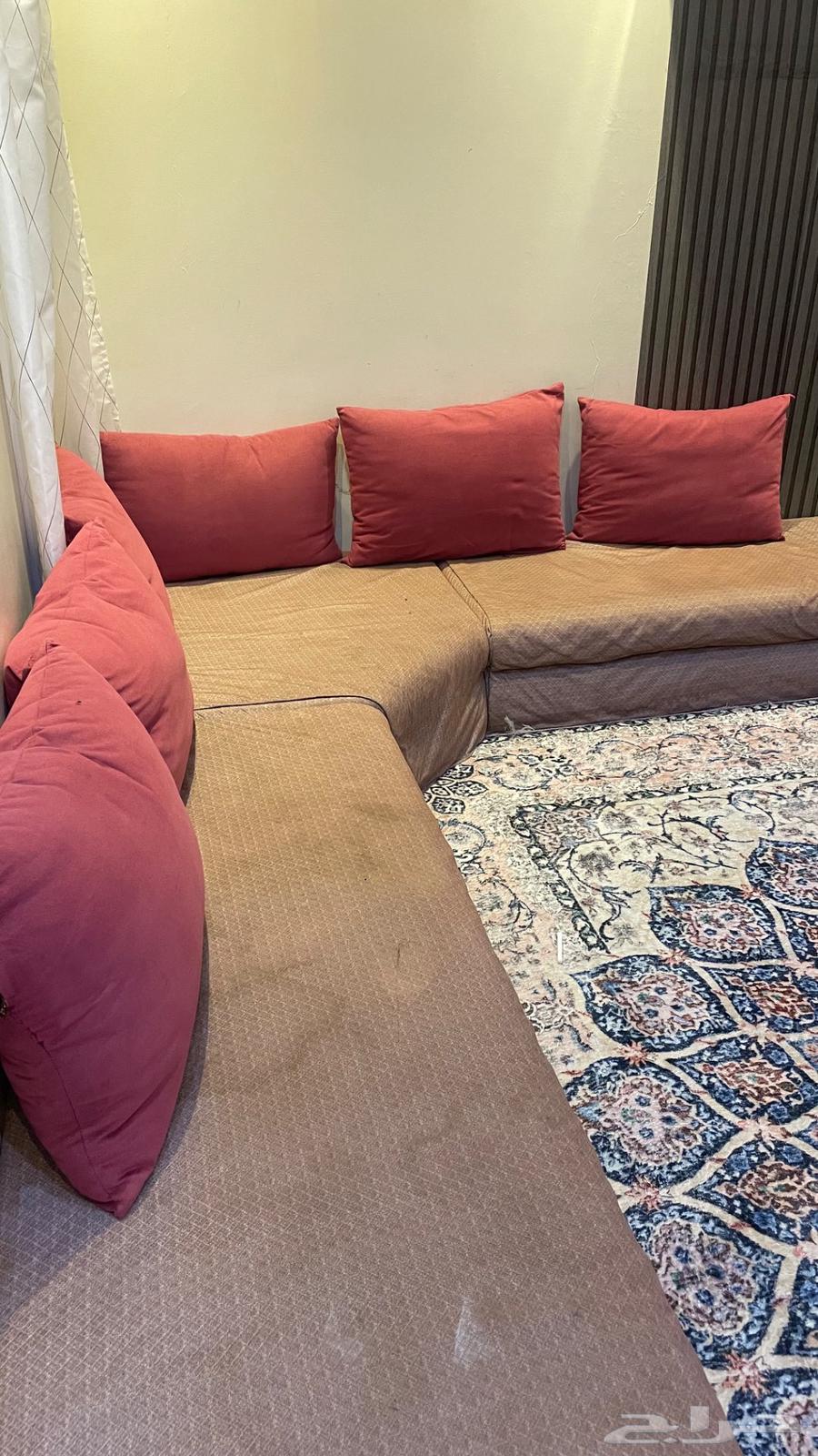 سرير للبيع ( وبعض الاثاث لوجة الله)64444258299777111