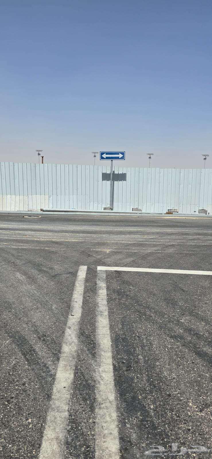 Signage Boards - Traffic Signs - Traffic Signals64210335026561112