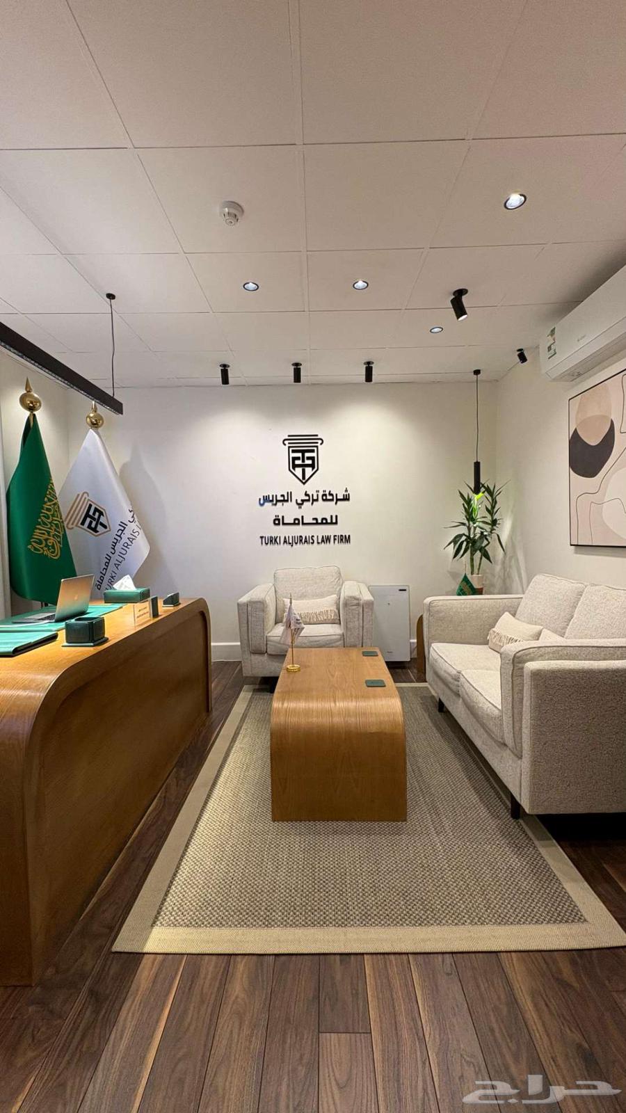 محام  ومستشار قانوني متخصص في القضايا الشرعية64209898695681110