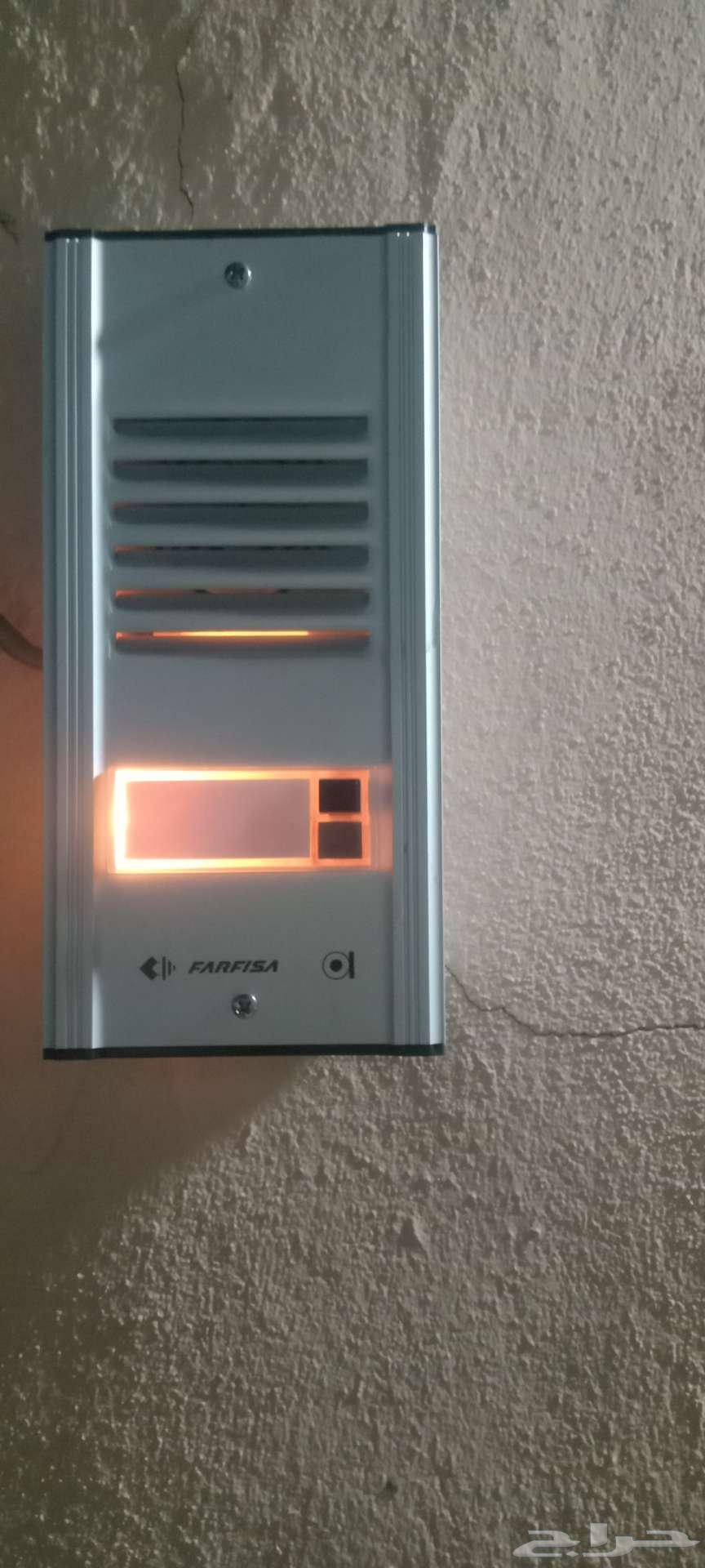 Intercom Speaker Installation64216463002243111