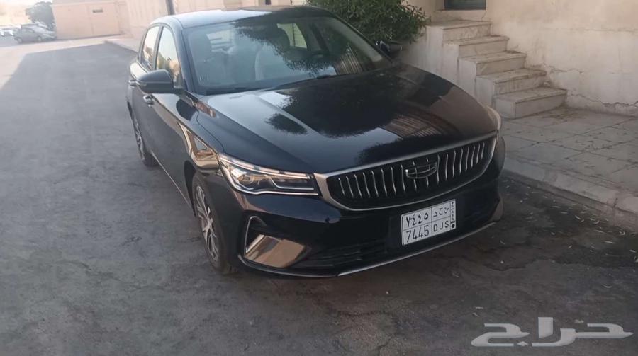 Car with driver for delivery in Riyadh64214347770113114