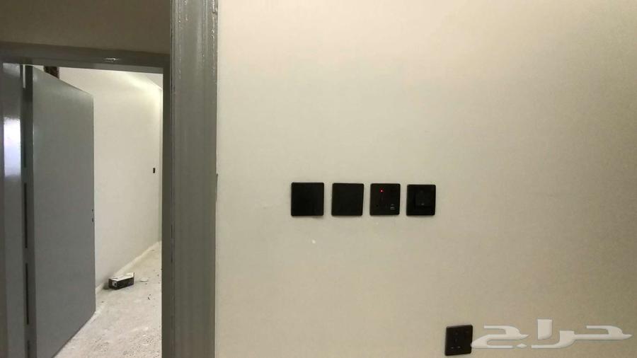 فني كهربائي  وسباك64212643460610111