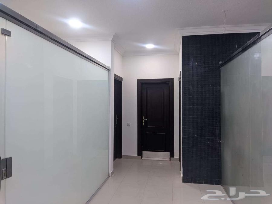 مكتب راق  للإيجار   حي الملز (الرياض)64207687772161111