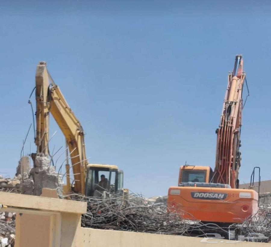 Demolition and dismantling in exchange for contents64212865750913111