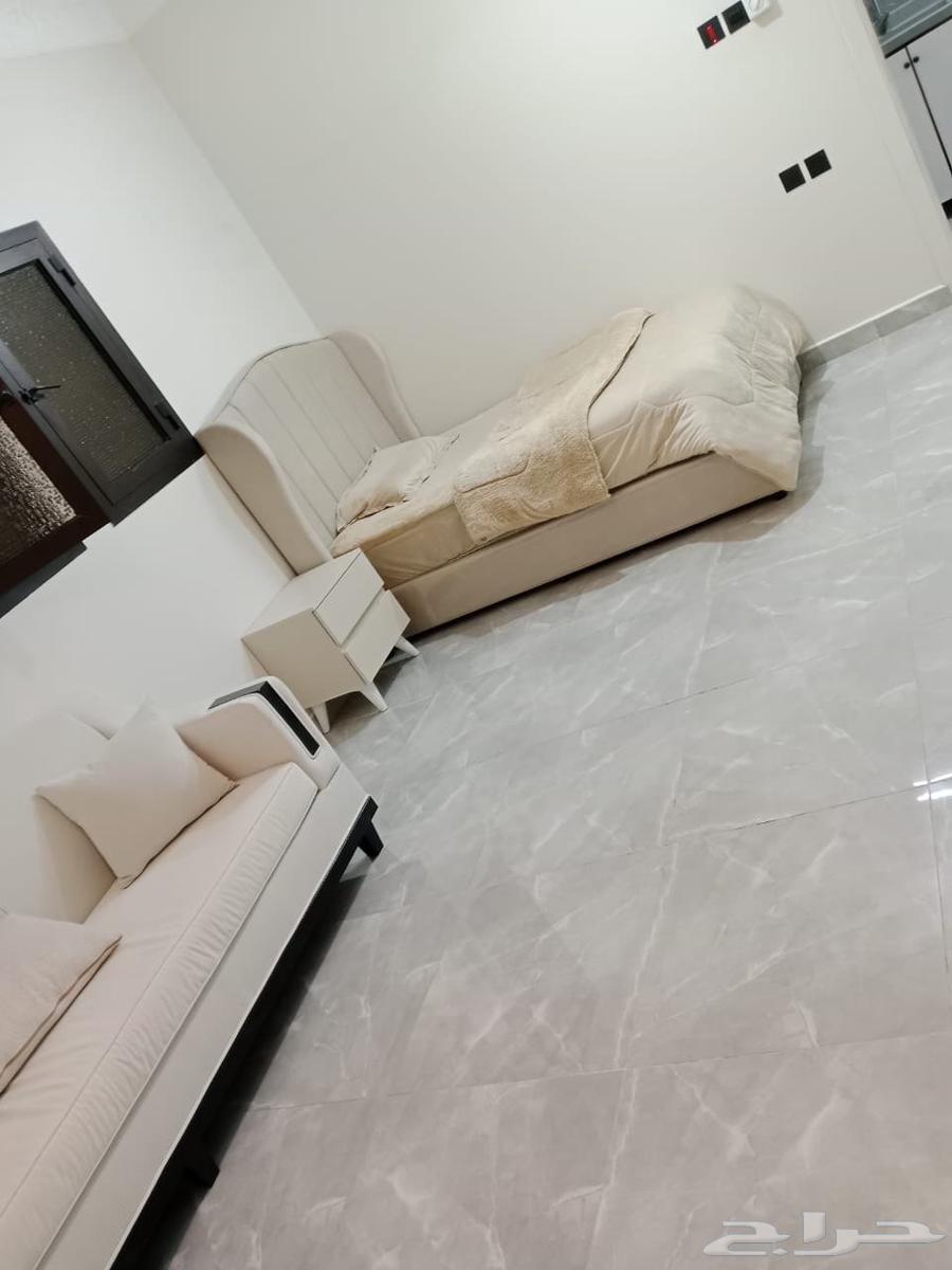 شقة استديو للايجار بحي الخليج64217161609218112