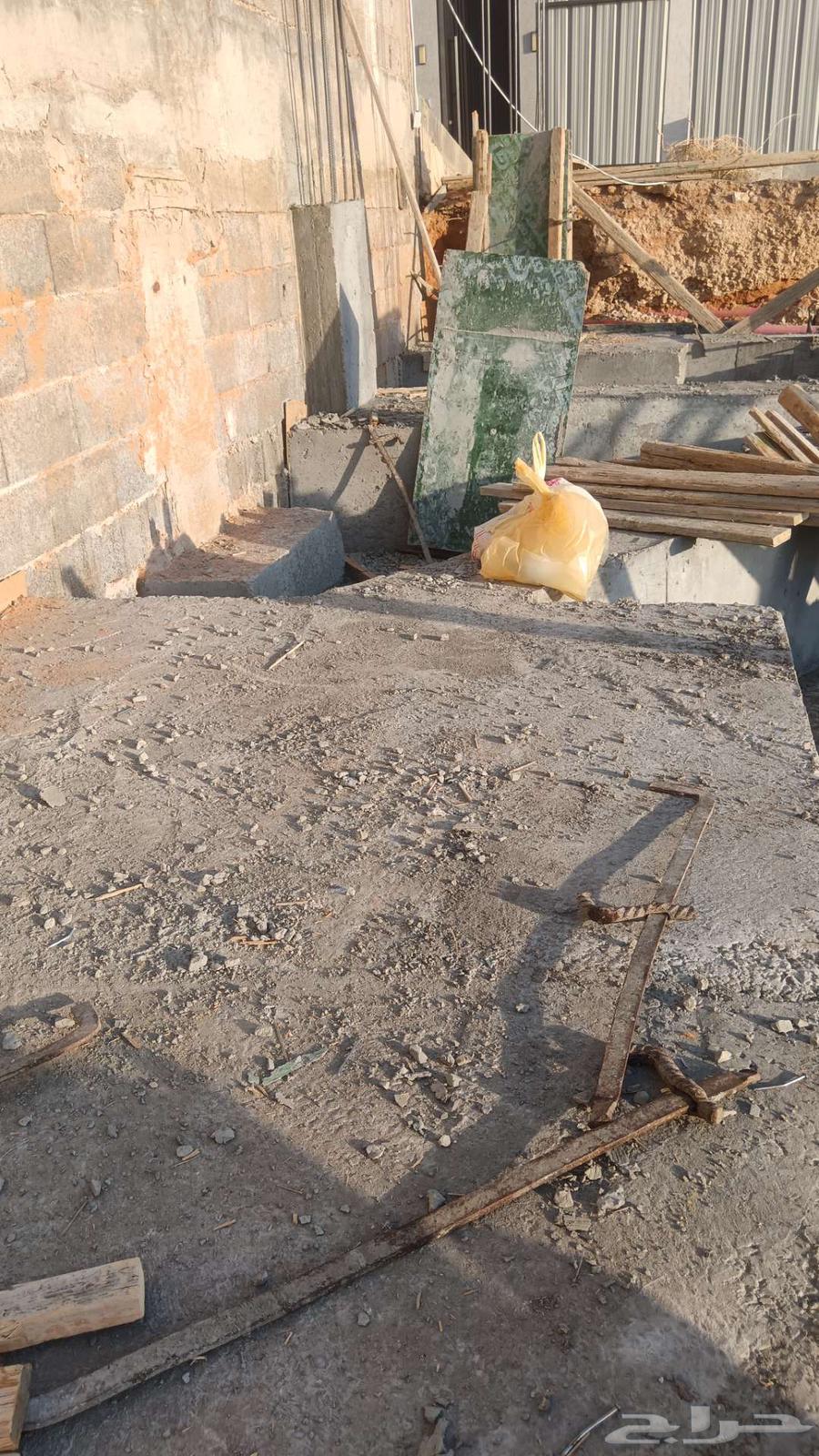 General contracting, supervision of buildings under construction and building restoration64217411752451114