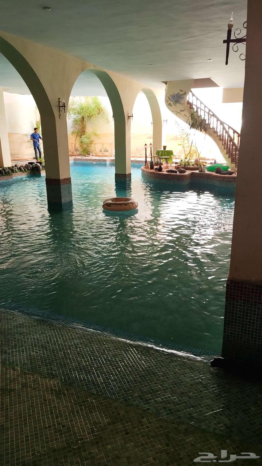 صيانة مسابح بالرياض. فني صيانة مسابح. تنظيف مسبح64228465075842114