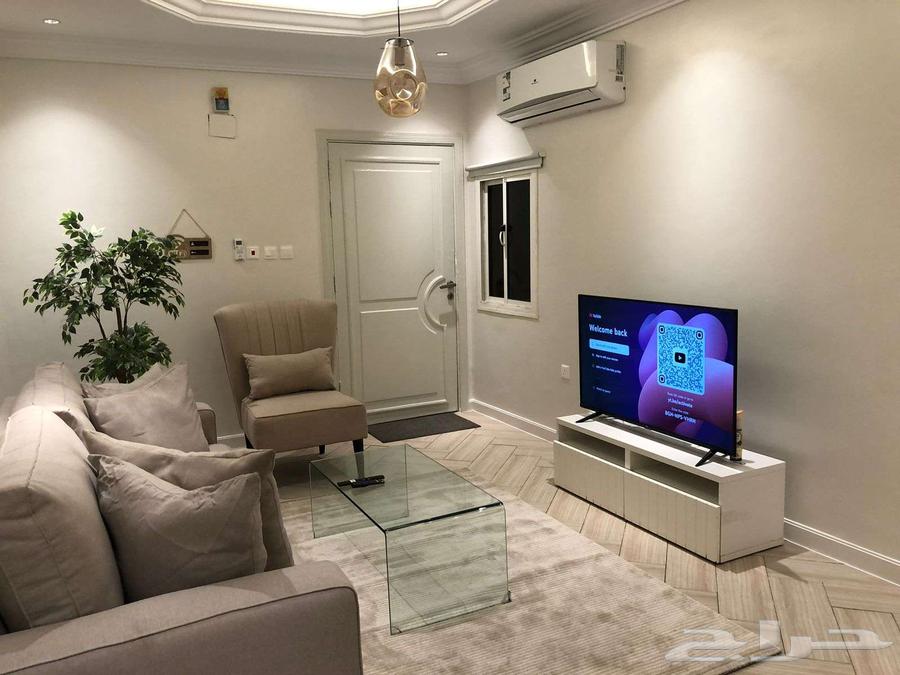 شقة فخمة للإيجار بحي السلامة64239752612225110