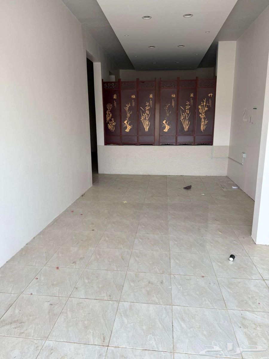 للايجار محل بالشفا خلف متجر منافس ب 1200 شهري64240138753281111