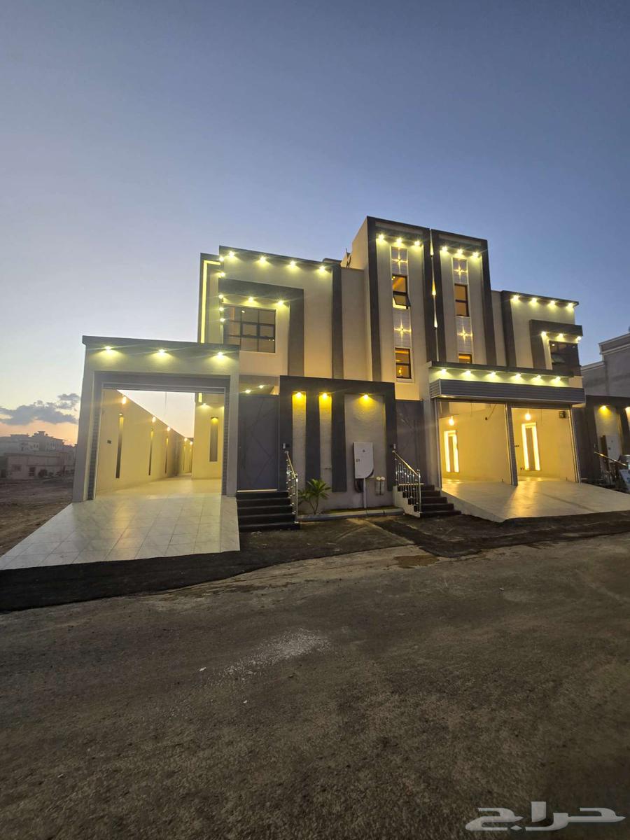 للبيع دور أرضي 6غرف علي ثلاث شوارع VIP من 580 ألف ط الثمانين64240289598594110