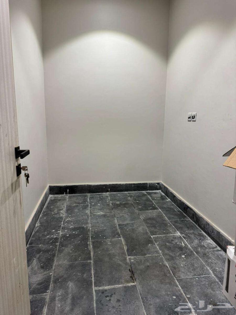 للايجار غرفة سائق في جده حي البوادي64240290500610112