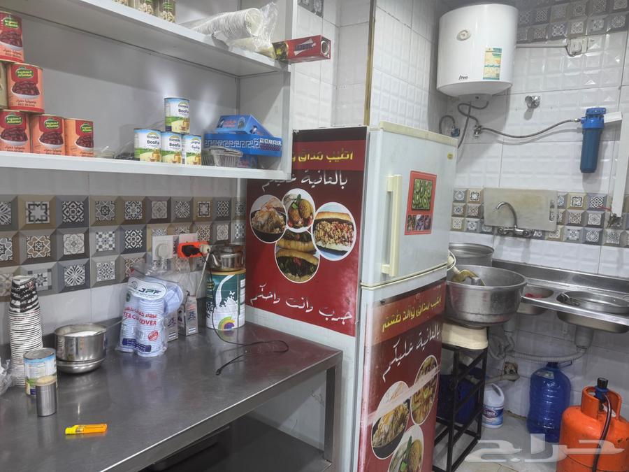 بوفيه لتقبيل الدخل64254311576322113