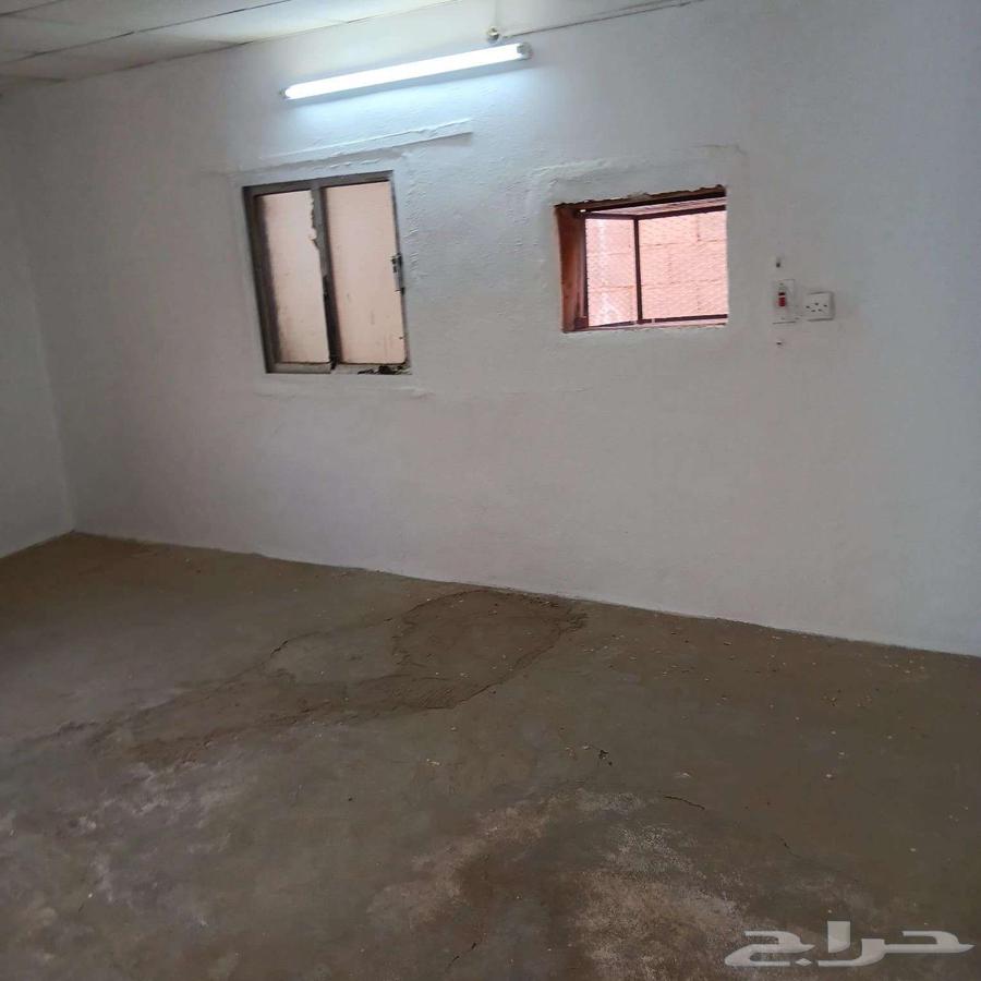 للايجار بيت شعبي حي وعيرة64254144966401110
