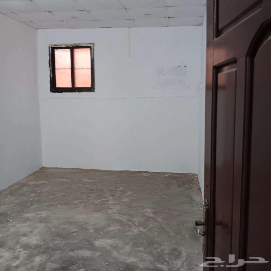 للايجار بيت شعبي حي وعيرة64254144966401111