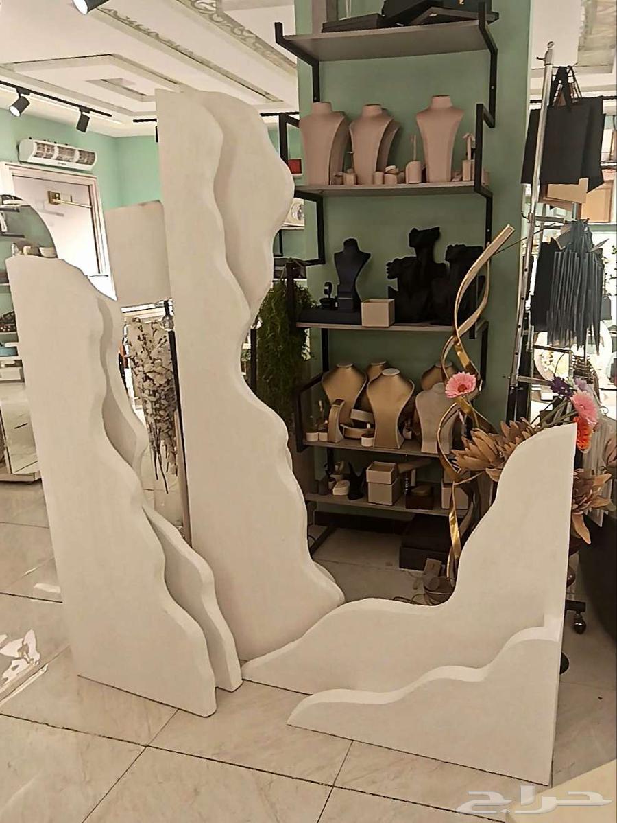 Artistic sculptures, sculptor and painter64263796195713110