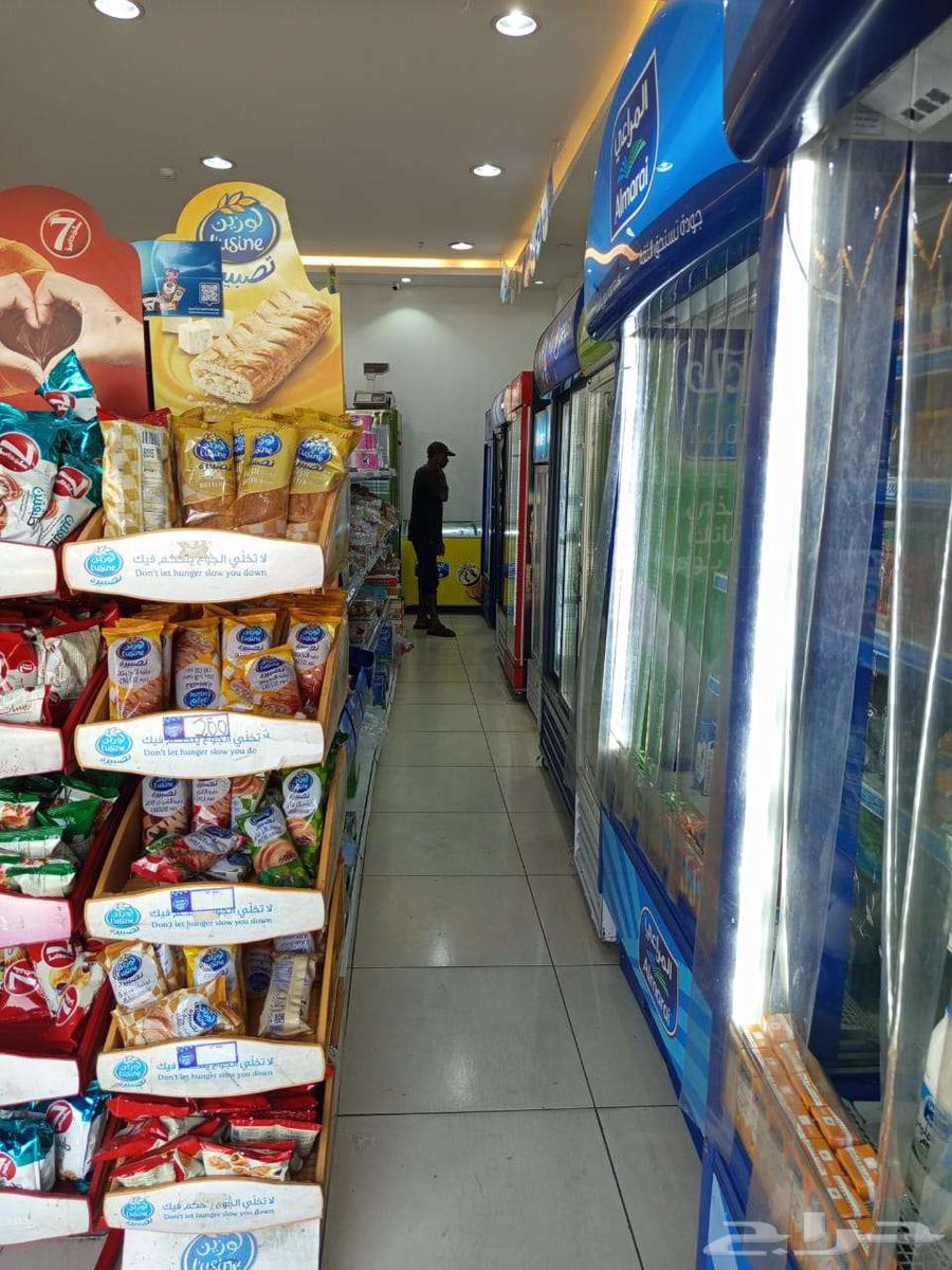 For sale: a fully equipped and currently operating grocery store64273729822849110