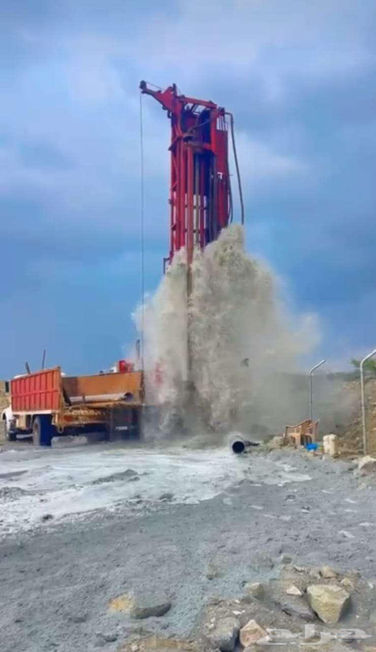 حفار آبار ارتوازية ومواسير تقميص الآبار64370247377537110