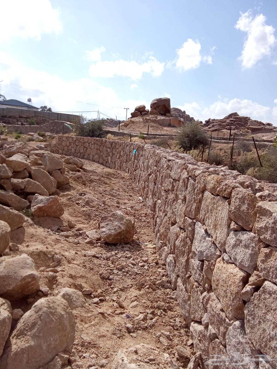 بنيان حجر بجميع انواعه صغير كبير وقوايم جدرانات وعطاف وربراب64403361821314114