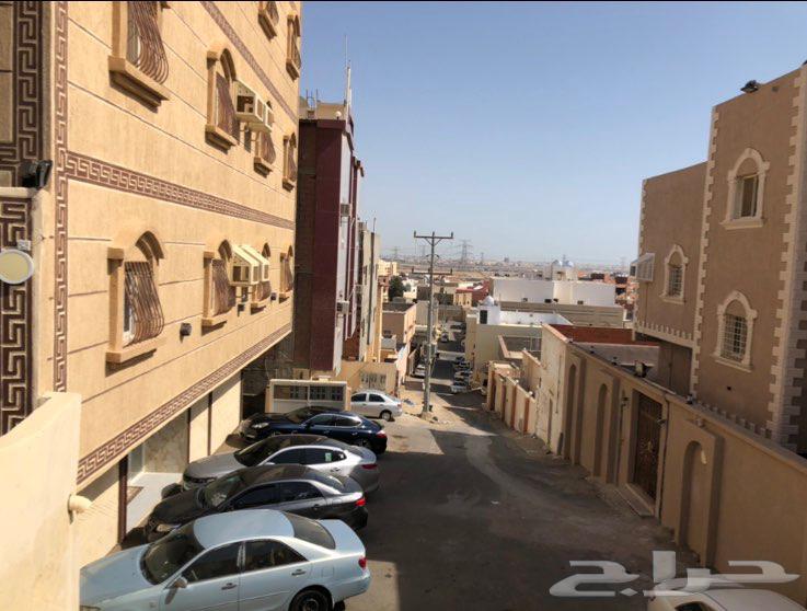 للايجار الشهري شقه مقروشه 3 غرف حي بريمان64423132622465111