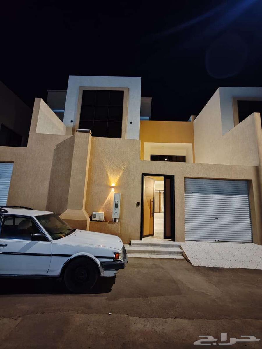 فيلا ثلاث طوابق بالريان سعر ممتاز64458086492803110