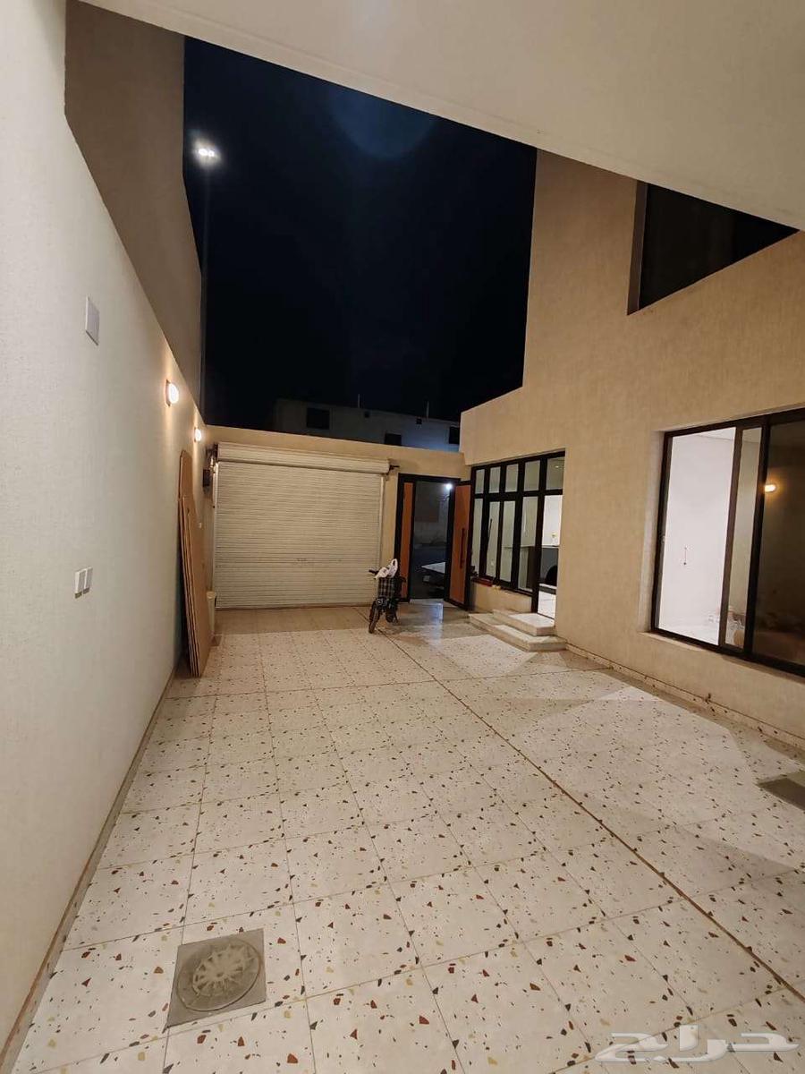 فيلا ثلاث طوابق بالريان سعر ممتاز64458086492803112