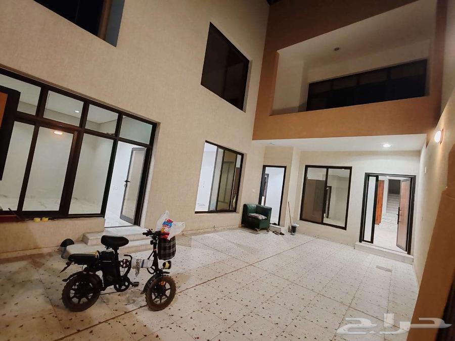 فيلا ثلاث طوابق بالريان سعر ممتاز64458086492803111